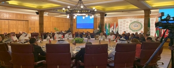 مدير عام الألكسو يشارك في اجتماع كبار المسؤولين