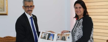 معالي المدير العام يؤدي زيارة مجاملة  لمعالي  وزيرة المرأة والأسرة والطفولة وكبار السن