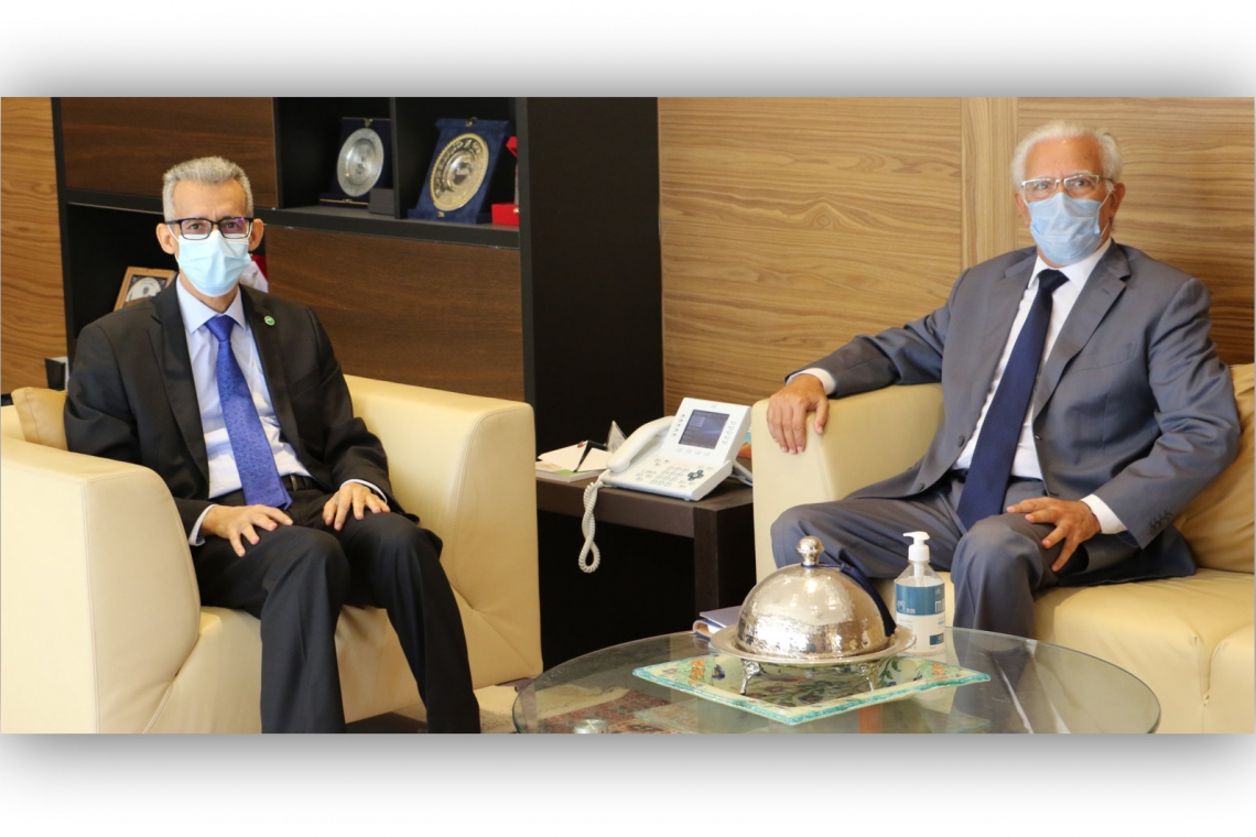 Deputy Secretary-General, President of Arab League Center in Tunis, pays courtesy visit to Director-General of ALECSO