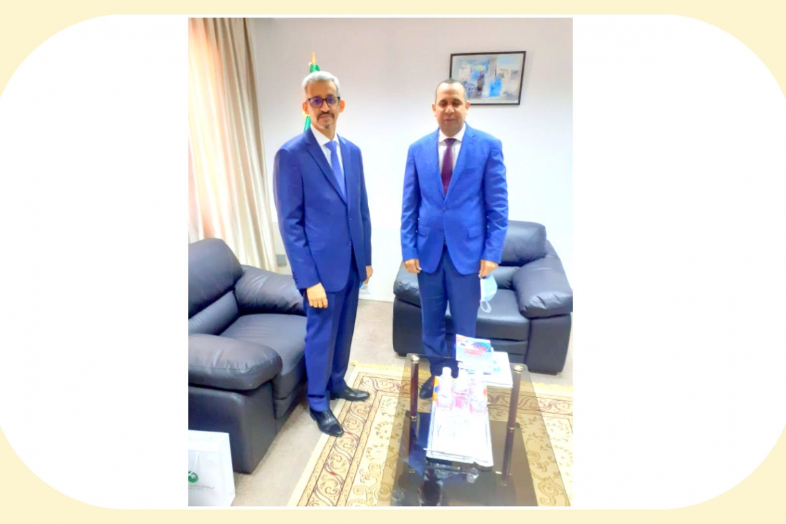مدير عام الألكسو يؤدي زيارة مجاملة إلى سفير الجمهورية  الإسلامية الموريتانية لدى الجمهورية التونسية