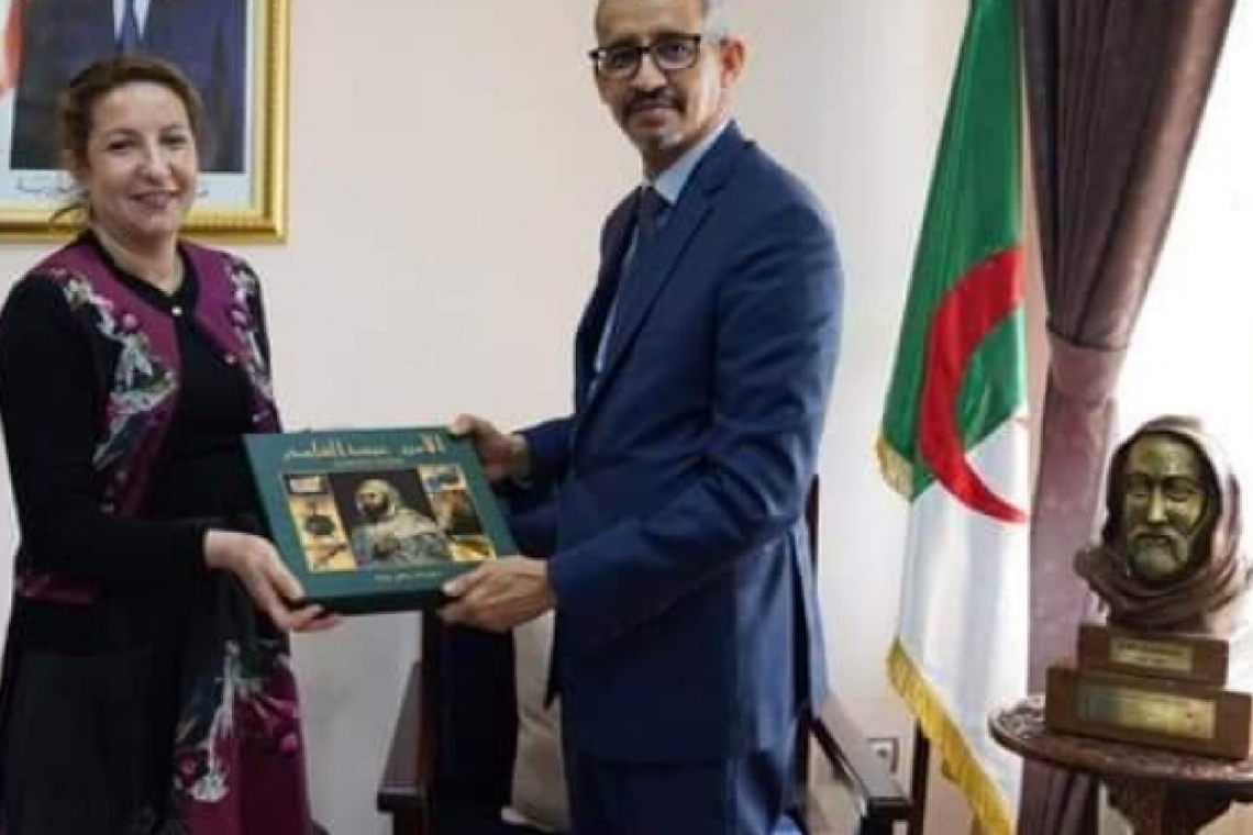 المدير العام  يلتقي وزيرة الثقافة والفنون بالجمهورية الجزائرية