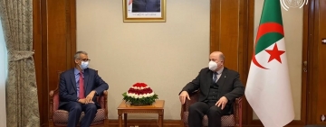 الوزير الاول بالجمهورية الجزائرية  يستقبل المدير العام