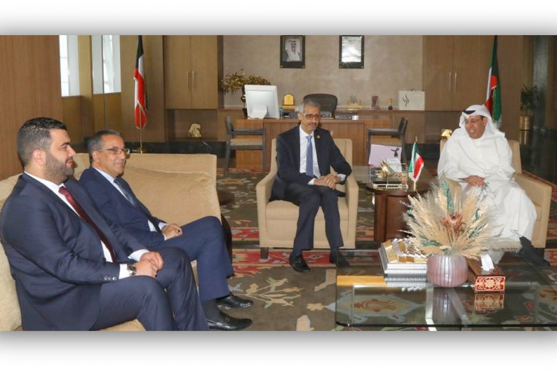 Kuwaiti Minister of Education receives Director-General of ALECSO