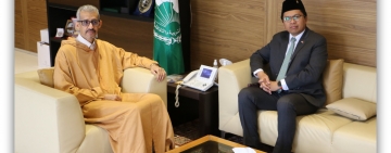 سفير إندونيسيا بتونس يؤدي زيارة مجاملة إلى مدير عام الألكسو  