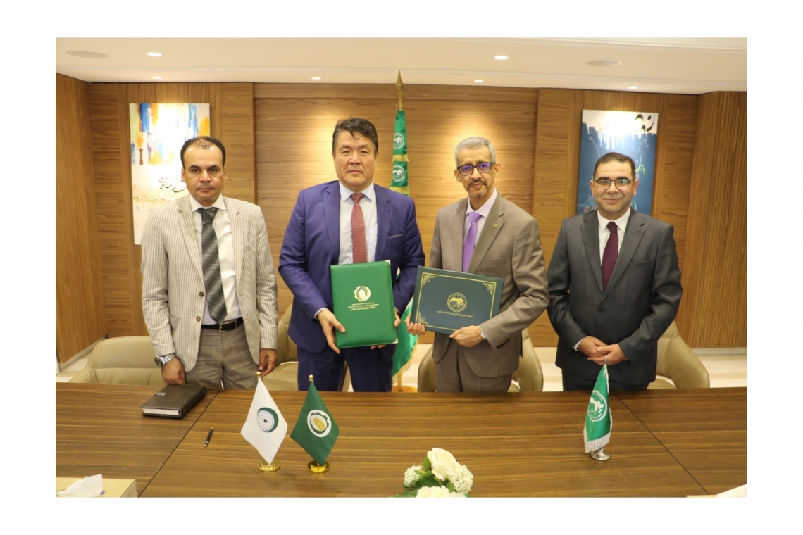ALECSO Director-General signs Cooperation Agreement with IOFS Director-General