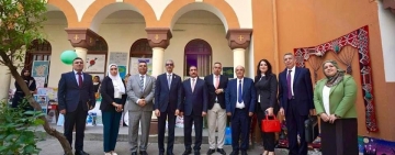 معالي المدير العام ووزير التربية العراقي يزوران ثانوية العقيدة ببغداد
