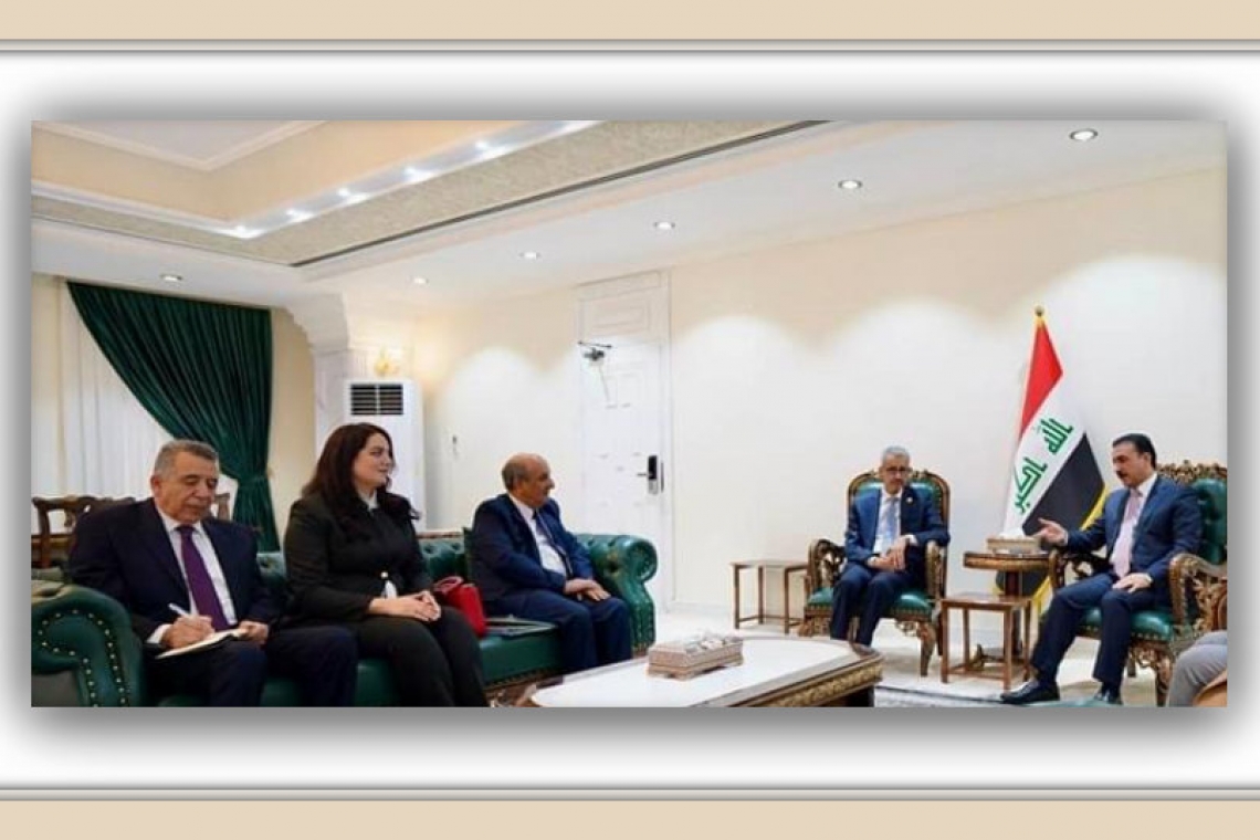 وزير التربية العراقي يستقبل  المدير    العام للألكسو بمكتبه