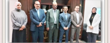مدير معهد المخطوطات العربية   يزور مركز الدراسات البردية والنقوش  بجامعة عين شمس