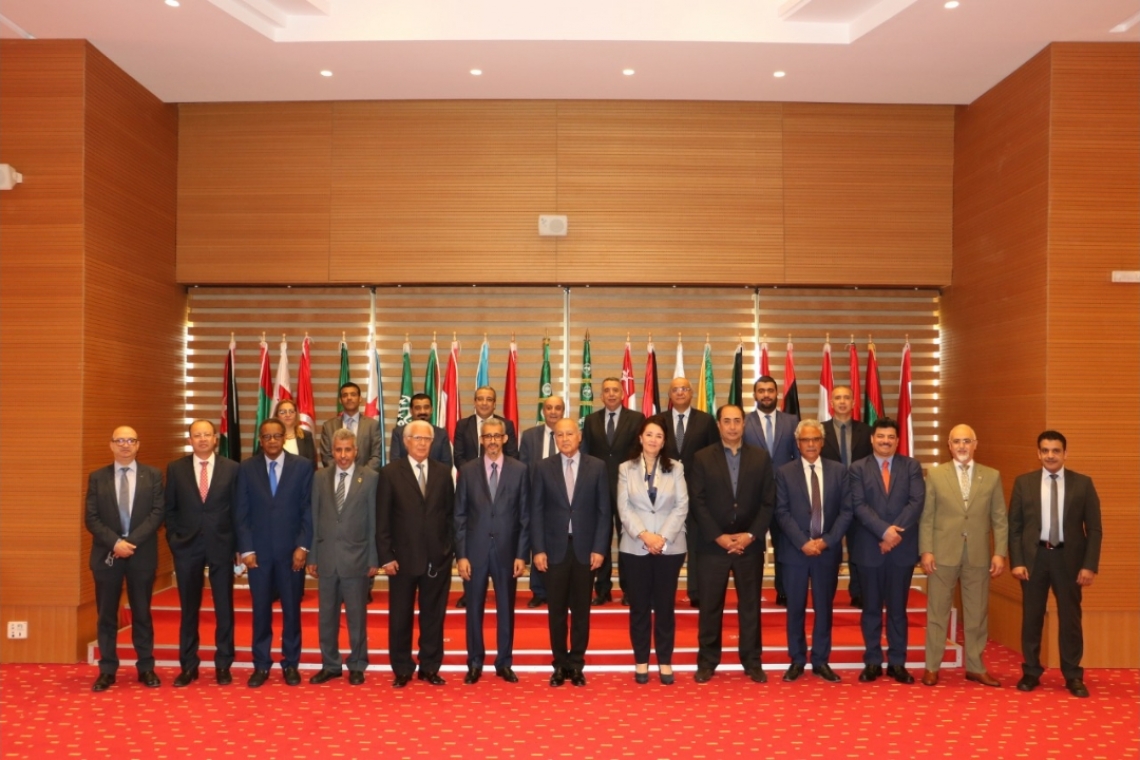 Arab League Secretary-General pays visit to ALECSO