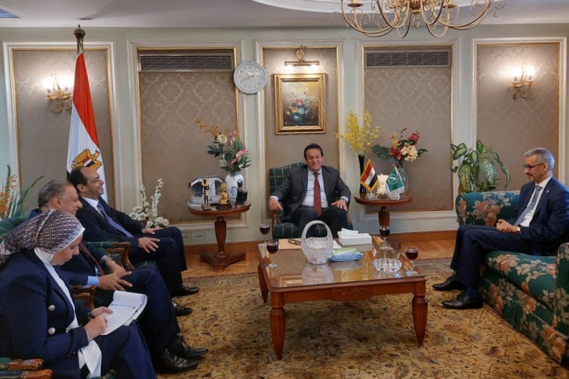 Egyptian Minister of Higher Education   discusses ways to enhance cooperation with ALECSO