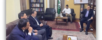 A delegation from Uzbekistan pays visit to the Institute of Arabic Manuscripts