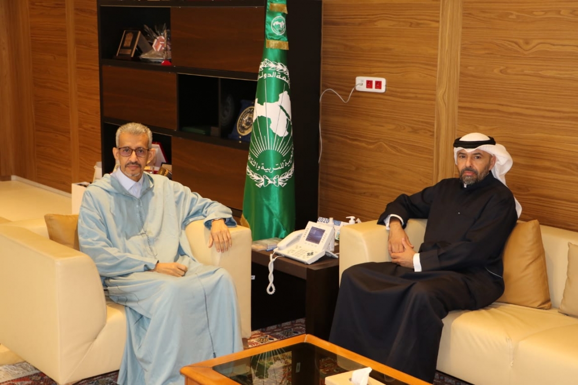 ALECSO Director-General receives Ambassador of Kuwait in Tunisia