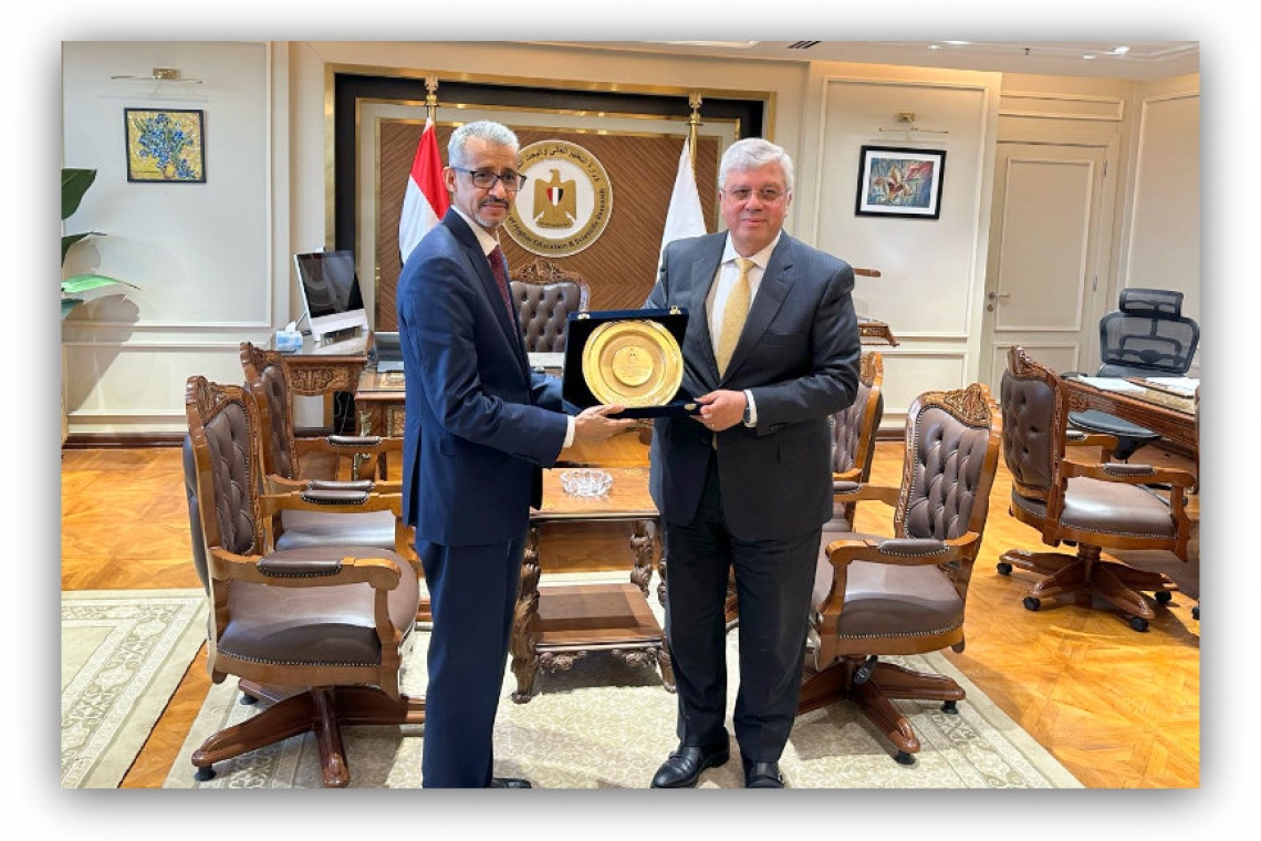 ALECSO Director-General meets with   Egyptian Minister of Higher Education and Scientific Research