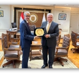 المدير العام  للأكسو  يتقابل مع وزير التعليم العالي والبحث العلمي المصري