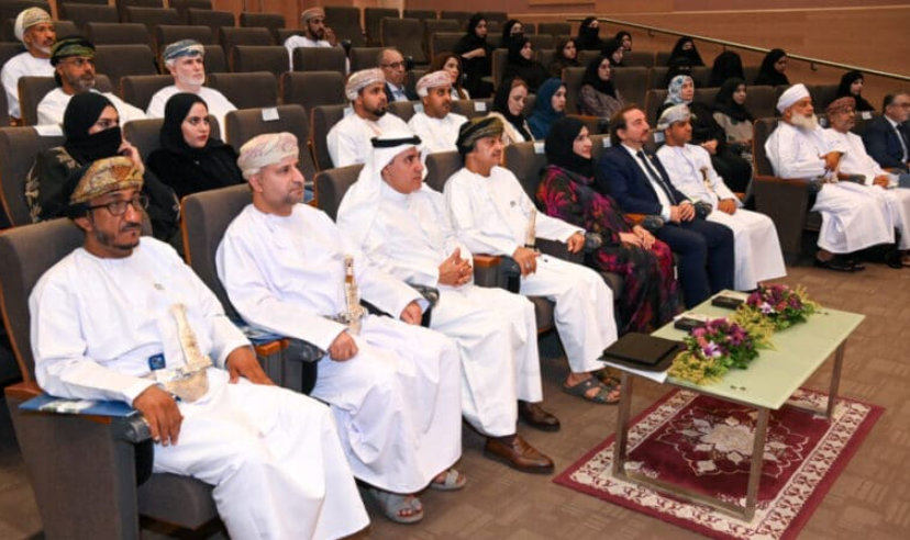 انطلاق أعمال ملتقى الألكسو الإقليمي للتربية على الثقافة والفنون بصلالة