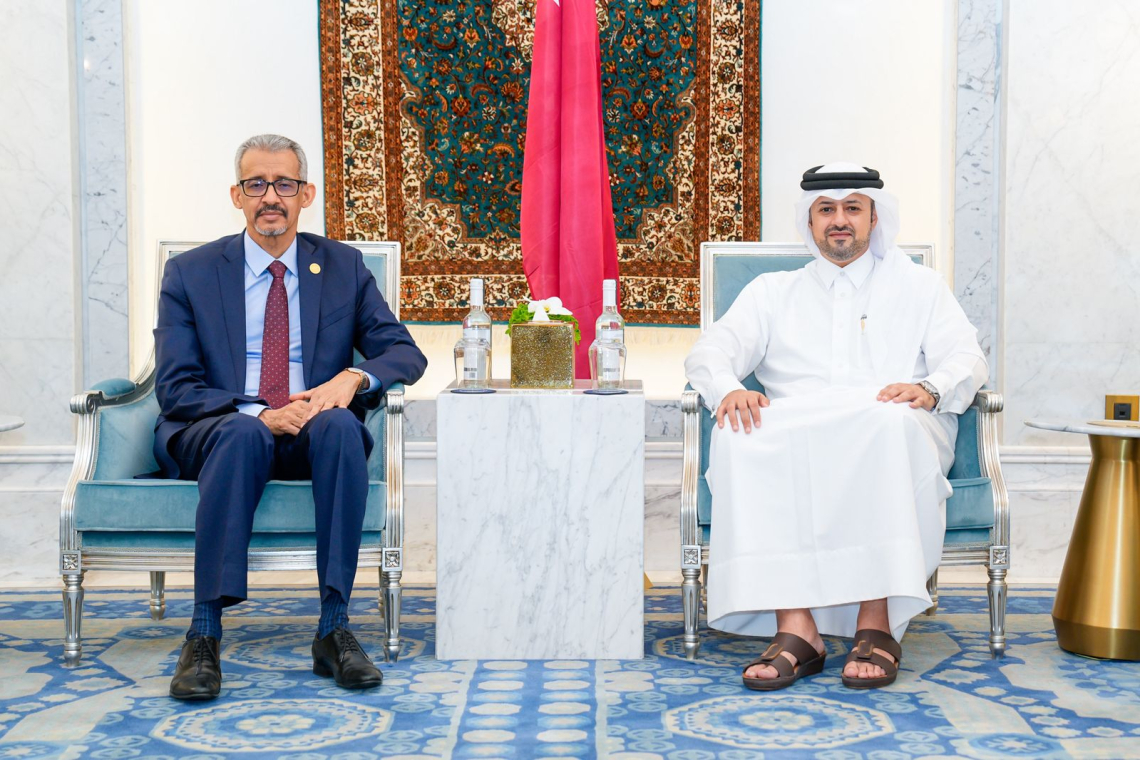 الرئيس التنفيذي لهيئة متاحف قطر يستقبل المدير العام للألكسو