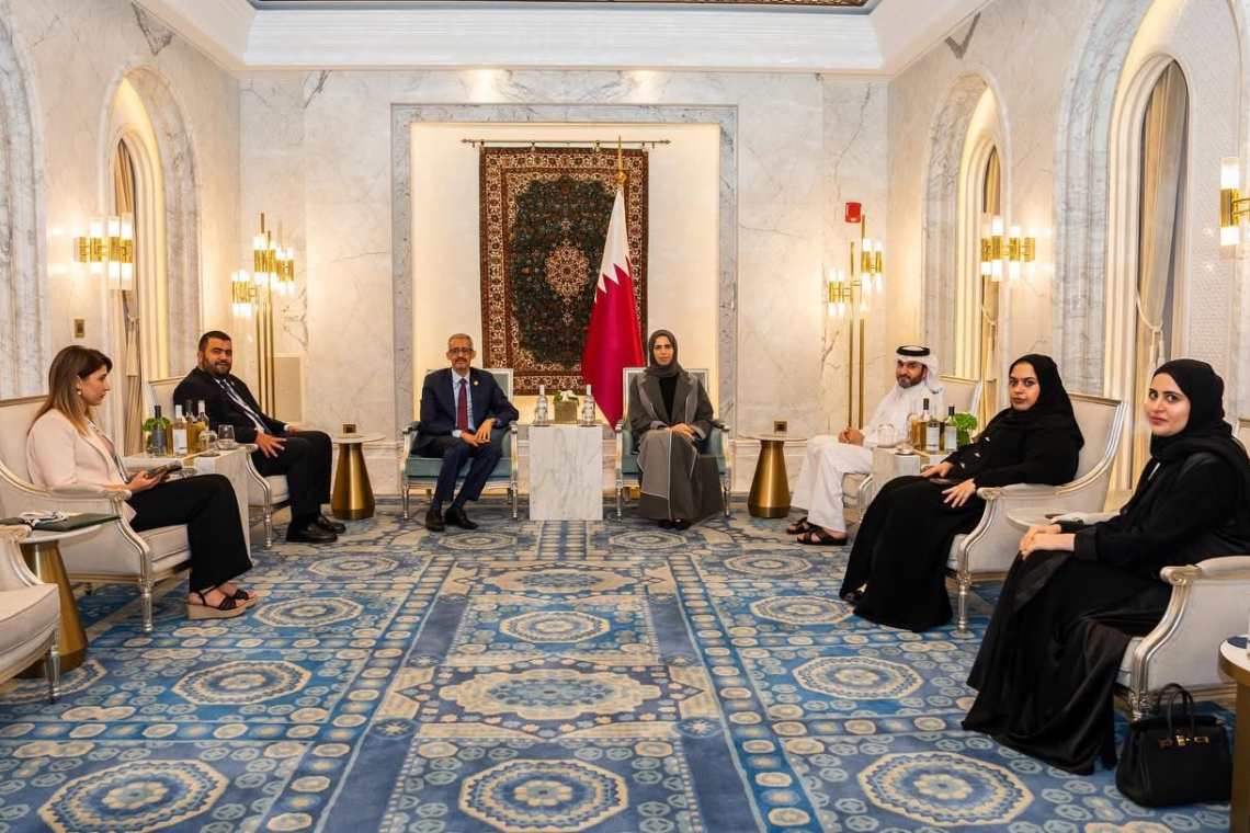 معالي وزيرة التربية والتعليم والتعليم العالي في دولة قطر تستقبل المدير العام للمنظمة العربية للتربية والثقافة والعلوم