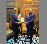 محافظ مدينة دمشق يستقبل المدير العام للألكسو