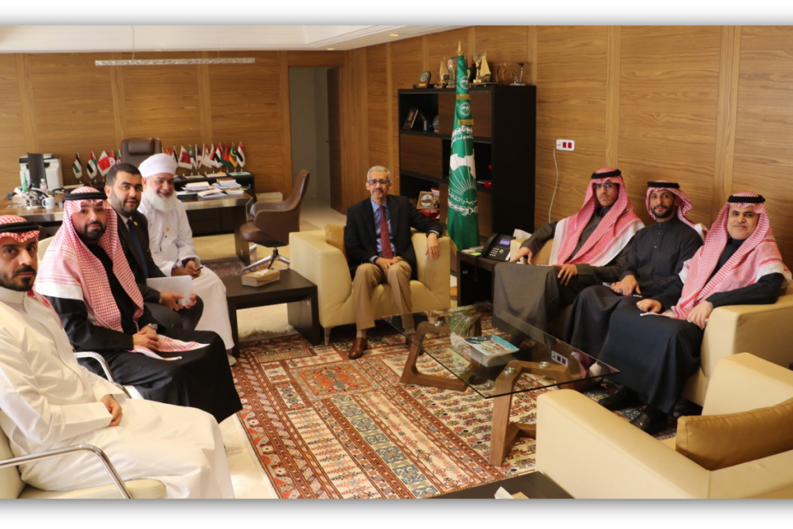 المدير العام للألكسو يستقبل وفد وزارة الثقافة السعودية