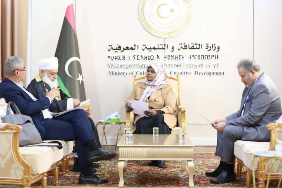 وزيرة الثقافة بدولة ليبيا تستقبل وفد الألكسو لمناقشة سبل التعاون المشترك