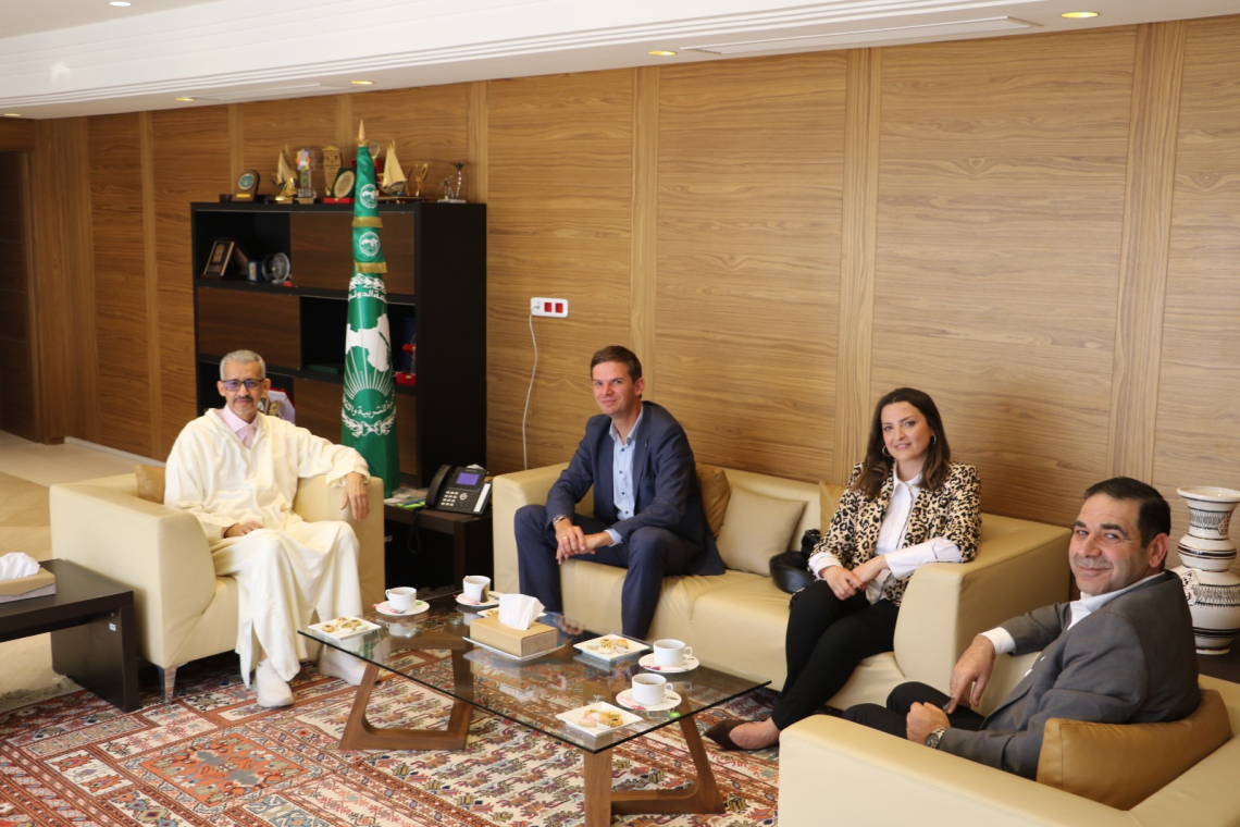 المدير العام للألكسو يستقبل مدير مكتب مؤسسة هانز سايدل 