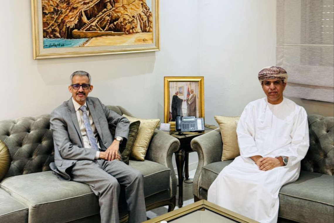المدير العام للألكسو يؤدي زيارة لسفير سلطنة عُمان لدى الجمهورية التونسية 