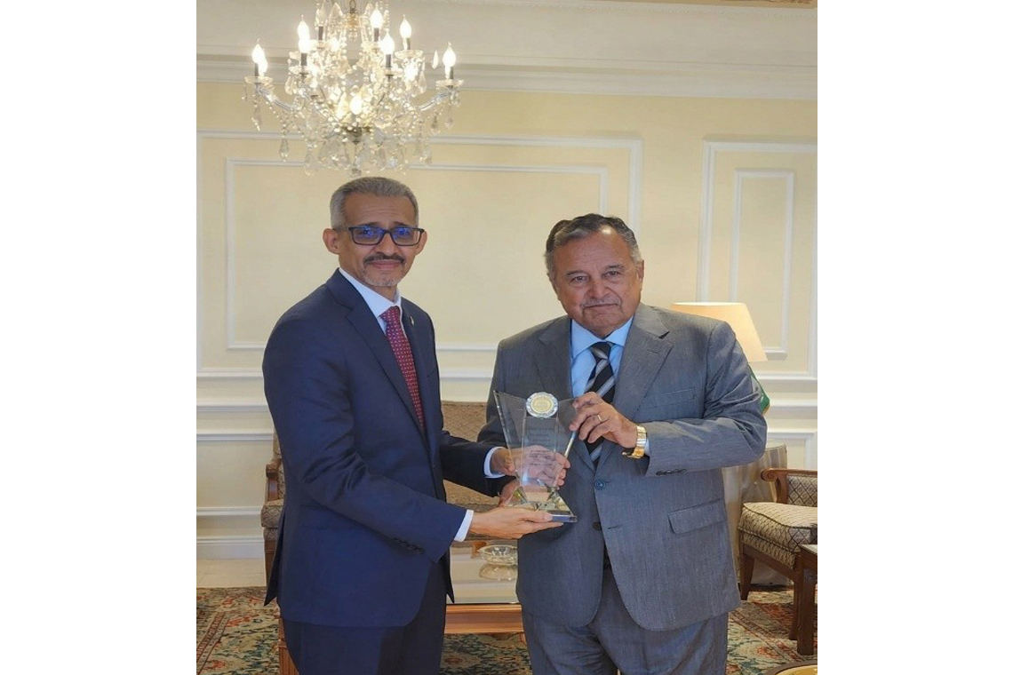 المدير العام للألكسو يؤدي زيارة للأمين العام لجامعة الدول العربية