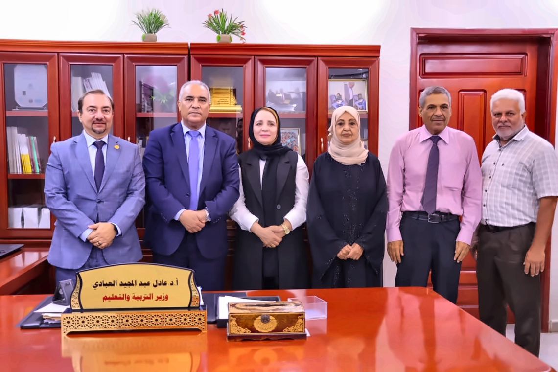وزير التربية والتعليم بالجمهورية اليمنية  يستقبل وفد الألكسو