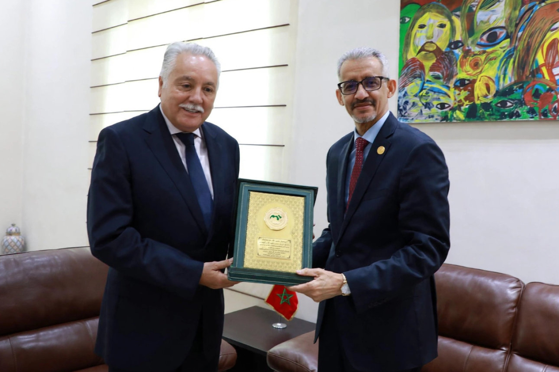 المدير العام للألكسو يلتقي وزير التربية الوطنية والتعليم الأولي والتكوين المهني والتأهيل بالمملكة المغربية